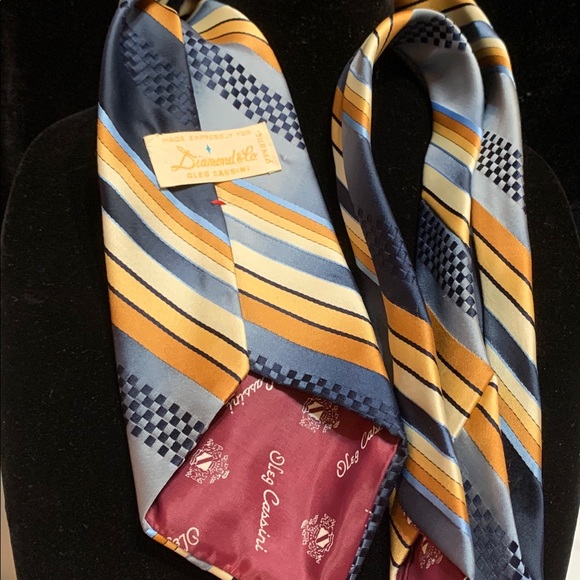 👔OLEG CASSINI Vintage Multicolored Stripe Tie - Picture 4 of 4